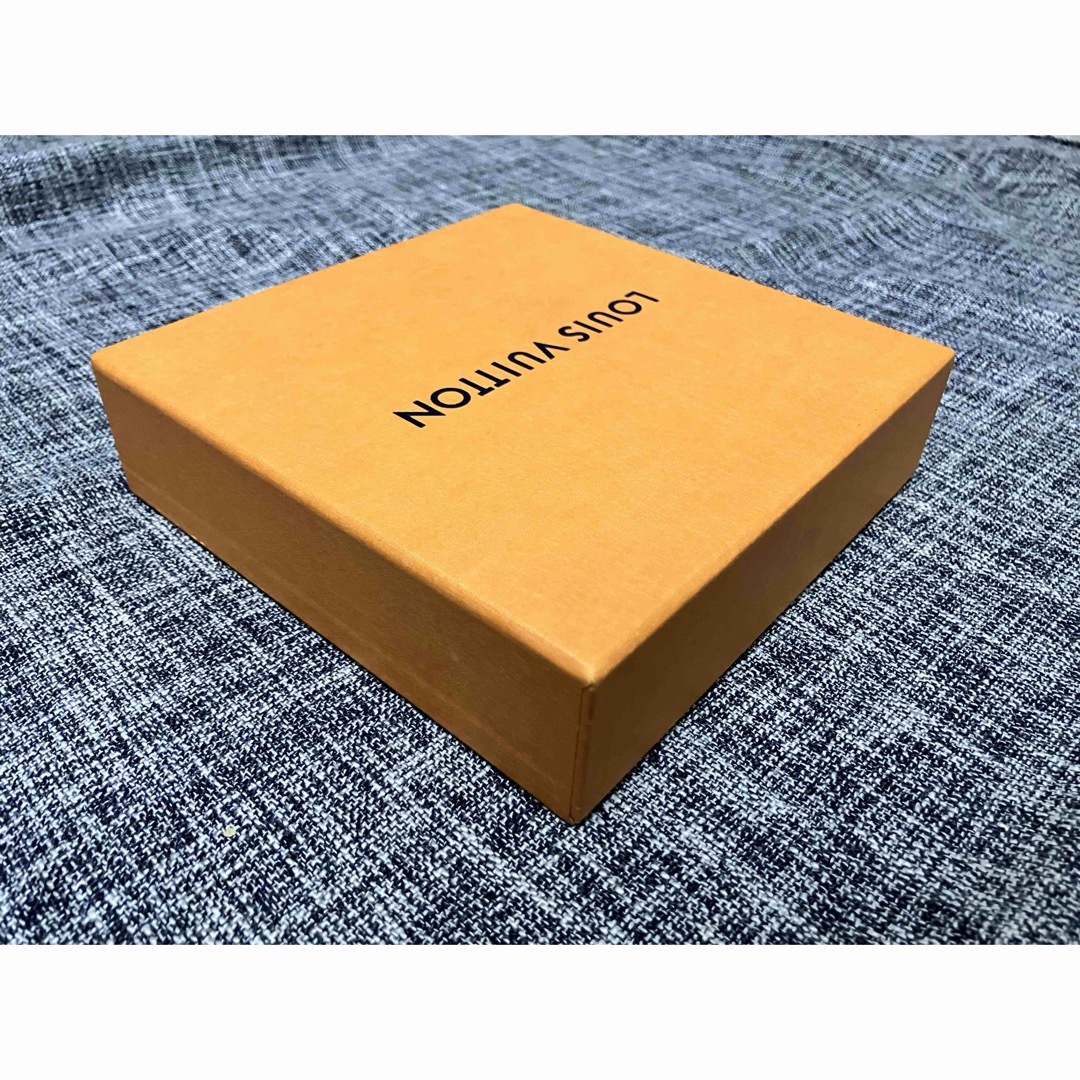最大15%OFFクーポン VUITTON LOUIS 状態良好 オレンジボックスとカード LV 送料込 靴箱・下駄箱・シューズラック