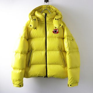 MONCLER(ダウンジャケット ・ イエロー/黄色系)のフリマ MONCLER(ダウンジャケット ・ イエロー/黄色系)のフリマ