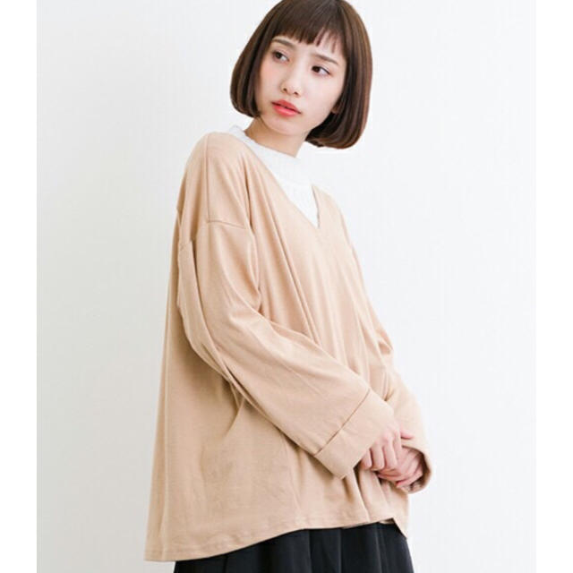 merlot(メルロー)の新品♡Vネックタックプルオーバー レディースのトップス(Tシャツ(長袖/七分))の商品写真