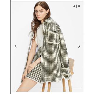 TED BAKER - TED BAKER テッドベイカー 花柄 サテン フレア TED BAKER - TED BAKER テッドベイカー 花柄 サテン フレア