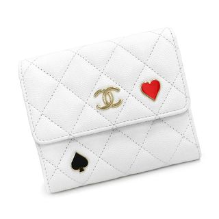CHANEL(財布 ・ ホワイト/白色系)のフリマアイテム一覧 CHANEL(財布 ・ ホワイト/白色系)のフリマアイテム一覧