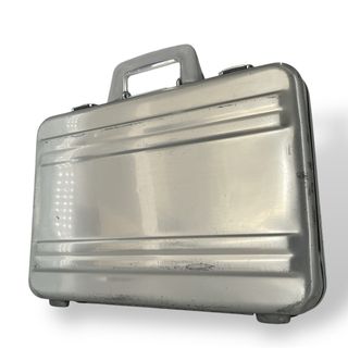ZERO HALLIBURTON(ビジネスバッグ)のフリマアイテム一覧 ZERO HALLIBURTON(ビジネスバッグ)のフリマアイテム一覧