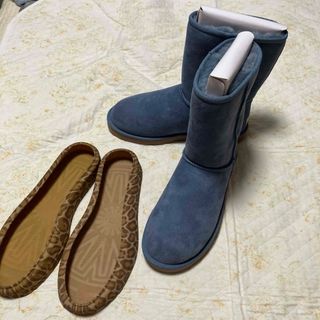 UGG(ブーツ ・ ブルー・ネイビー/青色系)のフリマアイテム一覧 UGG(ブーツ ・ ブルー・ネイビー/青色系)のフリマアイテム一覧