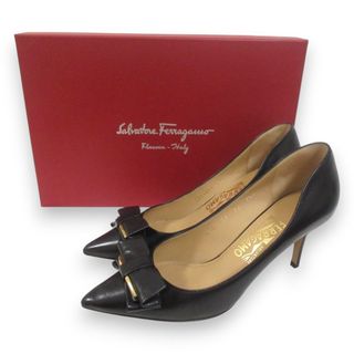 極美品 SalvatoreFerragamo vivaパンプス レザー 7D 極美品 SalvatoreFerragamo vivaパンプス レザー 7D