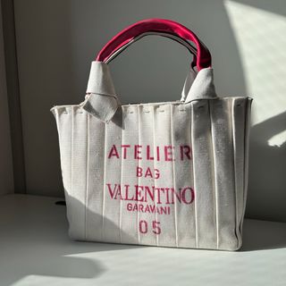 VALENTINO(トートバッグ)のフリマアイテム一覧 VALENTINO(トートバッグ)のフリマアイテム一覧