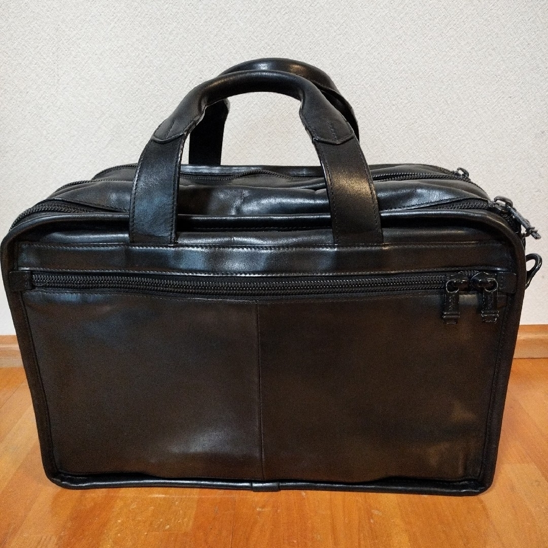丸洗・フルメンテ済】SUMPLE品? フルレザー TUMI エクスパンダブル 丸洗・フルメンテ済】SUMPLE品? フルレザー TUMI エクスパンダブル
