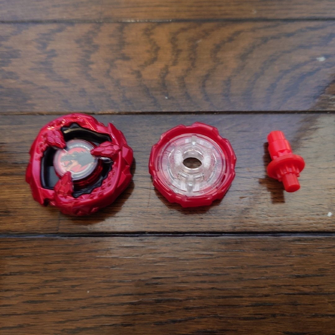 BEYBLADE(ベイブレード)のベイブレードX ティラノビート 7-70R エンタメ/ホビーのおもちゃ/ぬいぐるみ(その他)の商品写真