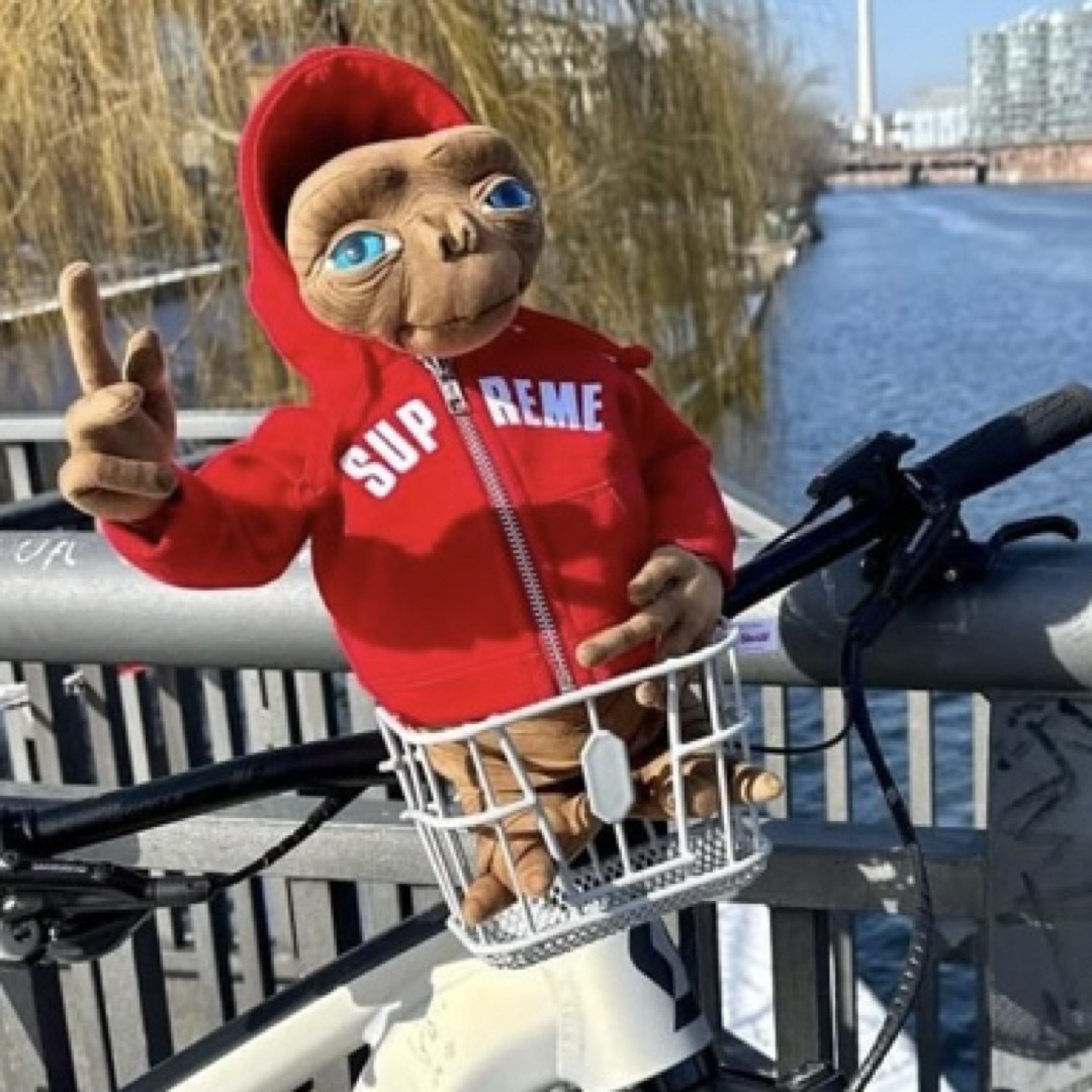 Supreme - Supreme/Steiff ET シュプリーム スタイフ E.T の通販 Supreme - Supreme/Steiff ET シュプリーム スタイフ E.T の通販