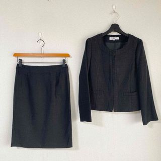 NATURAL BEAUTY BASIC(スーツ ・ ブラック/黒色系)のフリマ NATURAL BEAUTY BASIC(スーツ ・ ブラック/黒色系)のフリマ
