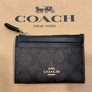 COACH - 限定 Coach スターウォーズ 箱あり コラボ パスケース COACH - 限定 Coach スターウォーズ 箱あり コラボ パスケース