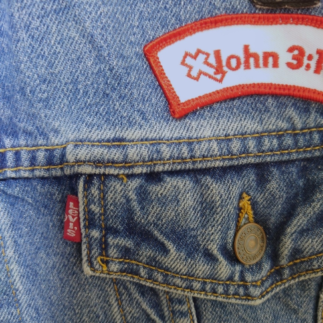 Levi's - 【LEVI'S】USA製 ワッペン刺繍 デニムベスト A-3125の Levi's - 【LEVI'S】USA製 ワッペン刺繍 デニムベスト A-3125の