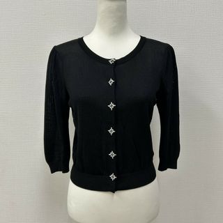 エポカ(EPOCA)の【EPOCA】エポカ　トップス　カーディガン　ブラック　黒　サイズ40　ビジュー　薄手　長袖(カーディガン)