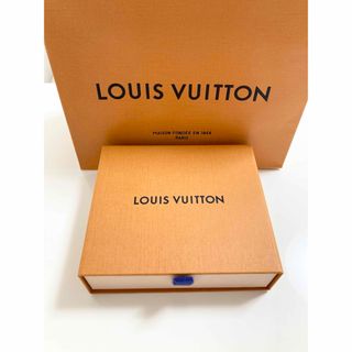 LOUIS VUITTON(ショップ袋)のフリマアイテム一覧 LOUIS VUITTON(ショップ袋)のフリマアイテム一覧