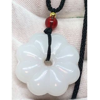 和田玉 菊花ネックレス2111-3/3(ネックレス)