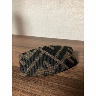 FENDI(ヘアアクセサリー)のフリマアイテム一覧 FENDI(ヘアアクセサリー)のフリマアイテム一覧