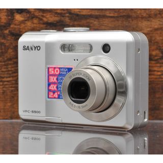 SANYO - 【美品】SANYO DSC-S6 ディープグレー 単3電池駆動の SANYO - 【美品】SANYO DSC-S6 ディープグレー 単3電池駆動の
