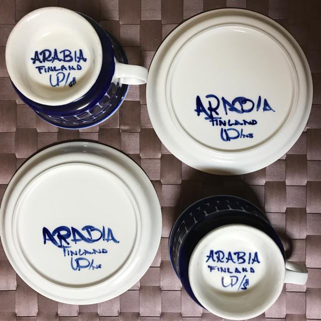 ARABIA(アラビア)の【美品】【希少品】アラビア バレンシア デミタスカップ&ソーサー 2客 インテリア/住まい/日用品のキッチン/食器(グラス/カップ)の商品写真