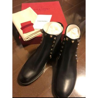 VALENTINO(ブーツ)のフリマアイテム一覧 VALENTINO(ブーツ)のフリマアイテム一覧