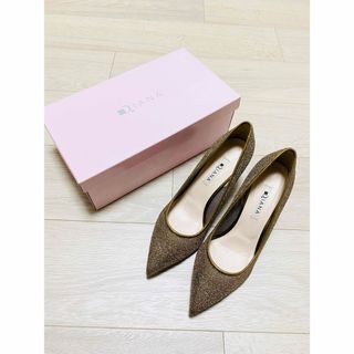 DIANA(ハイヒール/パンプス ・ ゴールド/金色系)のフリマ DIANA(ハイヒール/パンプス ・ ゴールド/金色系)のフリマ
