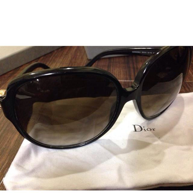 Dior(ディオール)のDior♥︎サングラス レディースのファッション小物(サングラス/メガネ)の商品写真