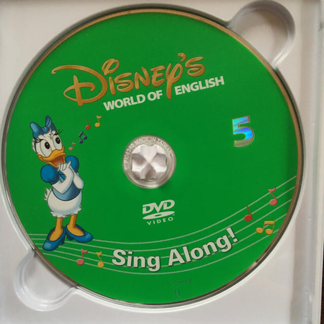 Disney(ディズニー)の2015年購入最新版◇DWE ディズニー メインプログラム CD&DVD エンタメ/ホビーのDVD/ブルーレイ(キッズ/ファミリー)の商品写真