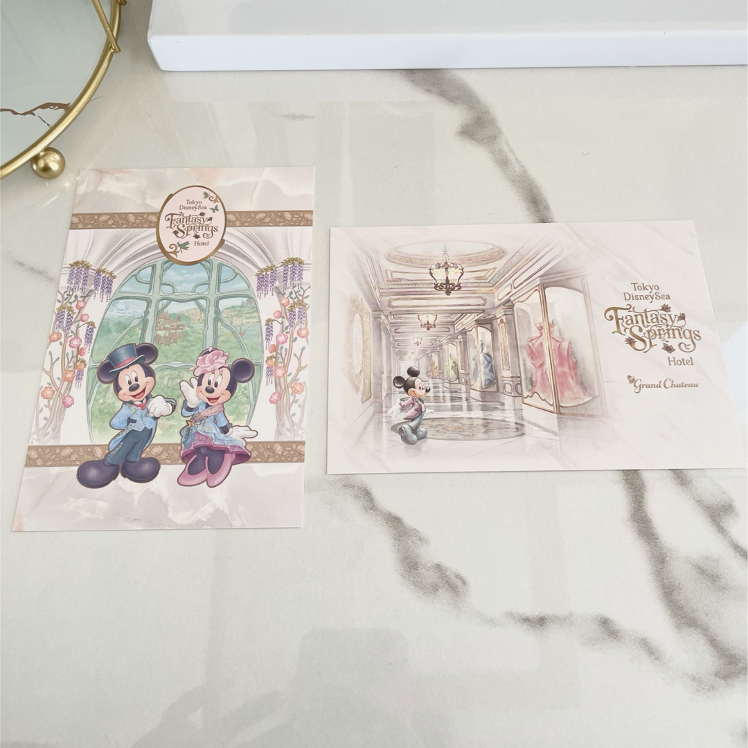 Disney(ディズニー)のファンタジースプリングスホテルグランドシャトー　非売品ポストカード エンタメ/ホビーのおもちゃ/ぬいぐるみ(キャラクターグッズ)の商品写真