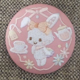 サンリオ(サンリオ)のサンリオキャラクターズ☆刺繍缶バッジビスケット3  ウィッシュミーメル(キャラクターグッズ)