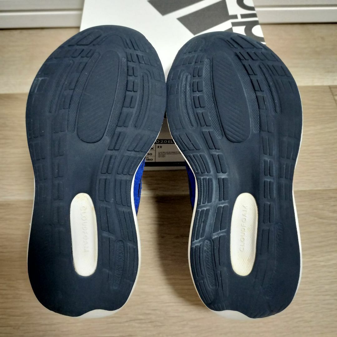adidas(アディダス)のアディダス adidas 18.0cm キッズ/ベビー/マタニティのキッズ靴/シューズ(15cm~)(スニーカー)の商品写真