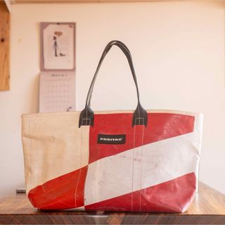 FREITAG(メッセンジャーバッグ)のフリマアイテム一覧 FREITAG(メッセンジャーバッグ)のフリマアイテム一覧