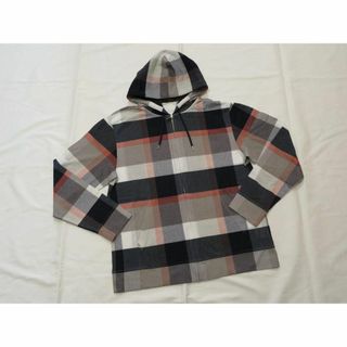 BLACK LABEL CRESTBRIDGE(パーカー)のフリマアイテム一覧 BLACK LABEL CRESTBRIDGE(パーカー)のフリマアイテム一覧