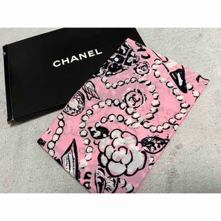 CHANEL(バンダナ/スカーフ ・ ピンク/桃色系)のフリマアイテム一覧 CHANEL(バンダナ/スカーフ ・ ピンク/桃色系)のフリマアイテム一覧