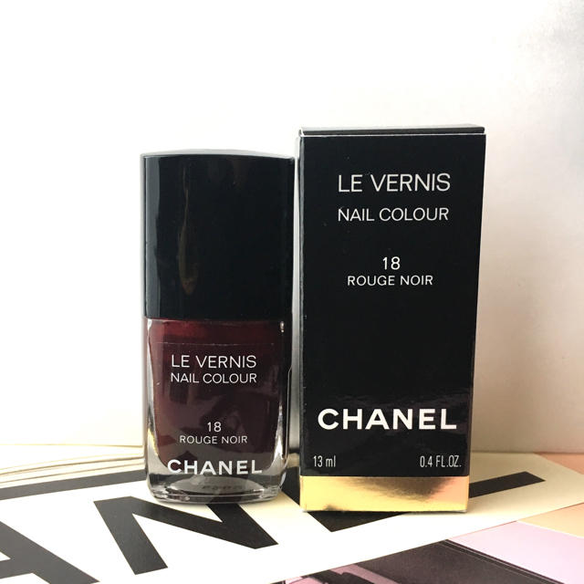 CHANEL(シャネル)の人気色 シャネル CHANEL ヴェルニ ルージュノワール  ネイル マネキュア コスメ/美容のネイル(マニキュア)の商品写真