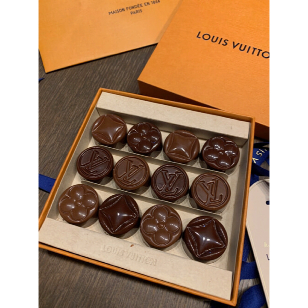 LOUIS VUITTON - ルイヴィトン チョコレート パリ限定の通販 by LOUIS VUITTON - ルイヴィトン チョコレート パリ限定の通販 by
