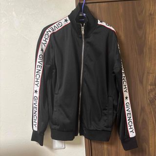 GIVENCHY(ブルゾン)のフリマアイテム一覧 GIVENCHY(ブルゾン)のフリマアイテム一覧