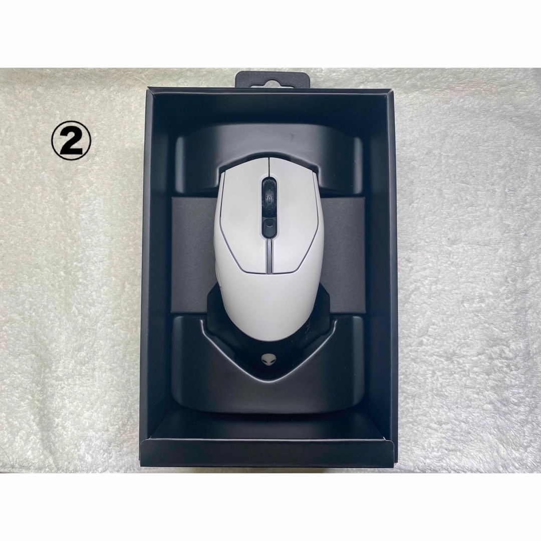 DELL(デル)のAlienware ゲーミングマウス  AW610M LUNAR LIGHT スマホ/家電/カメラのPC/タブレット(PC周辺機器)の商品写真