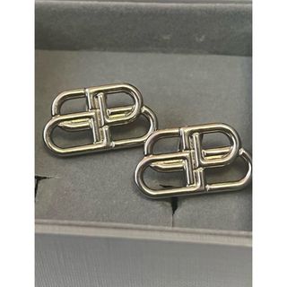 BALENCIAGA(ピアス(両耳用))のフリマアイテム一覧 BALENCIAGA(ピアス(両耳用))のフリマアイテム一覧