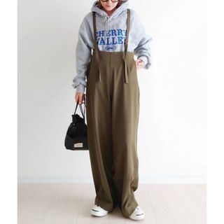 【極美品】CORNERS by yui アソートサスペンダー付きストレートパンツ(カジュアルパンツ)