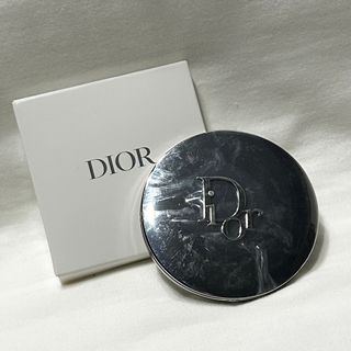 Christian Dior(ミラー)のフリマアイテム一覧 Christian Dior(ミラー)のフリマアイテム一覧