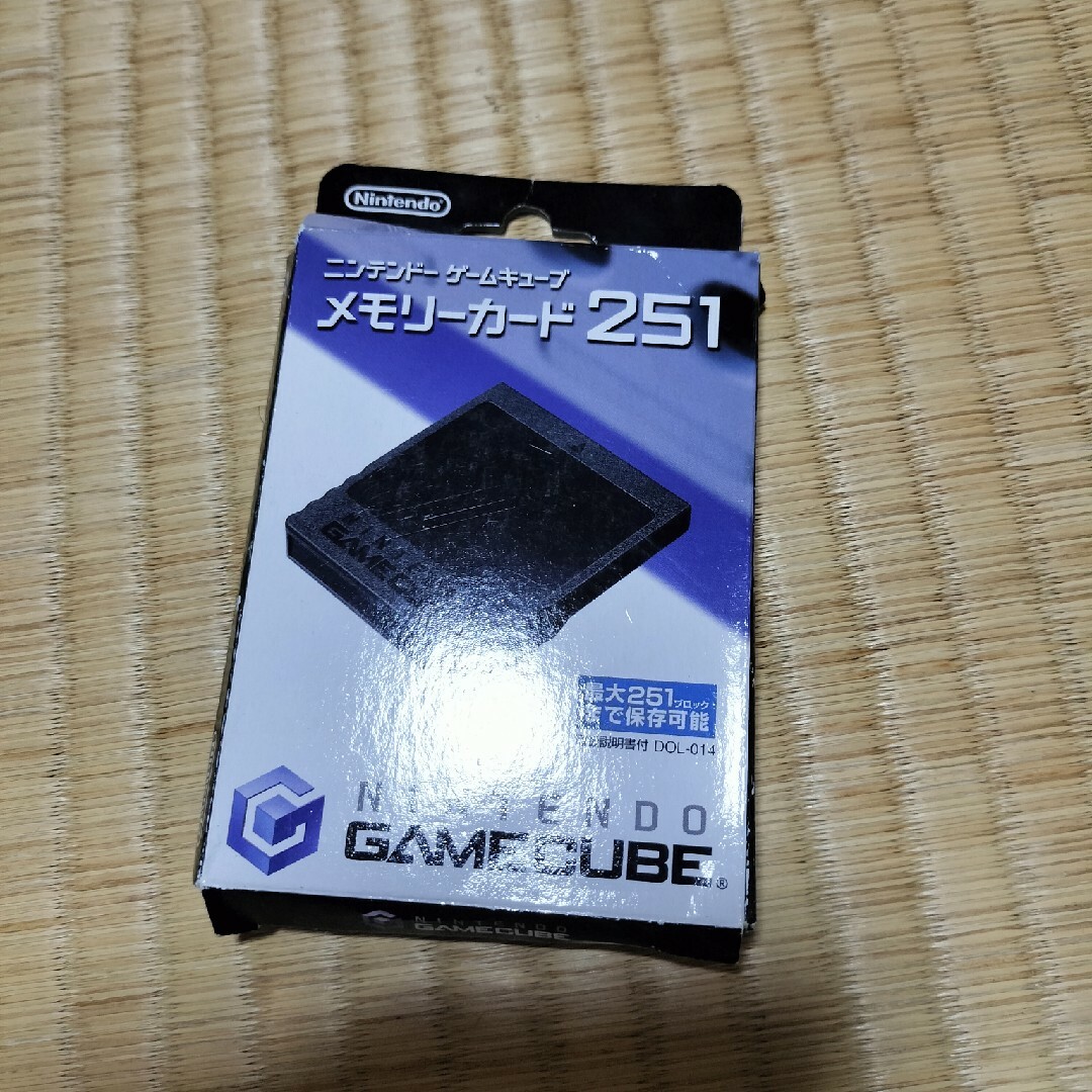 ゲームキューブ メモリーカード 251 エンタメ/ホビーのゲームソフト/ゲーム機本体(その他)の商品写真