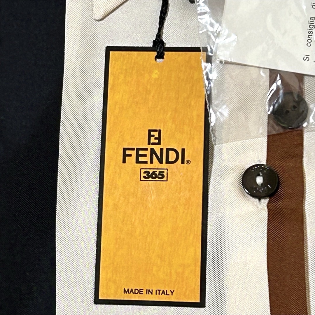 FENDI - 未使用 タグ付 ✨FENDI ブラウス 長袖シャツ ズッカ柄 FENDI - 未使用 タグ付 ✨FENDI ブラウス 長袖シャツ ズッカ柄