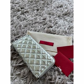 VALENTINO(財布)のフリマアイテム一覧 VALENTINO(財布)のフリマアイテム一覧