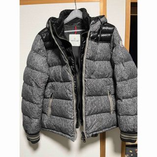 MONCLER - 10384【美品・QR確認済み】モンクレール☆定番カラー MONCLER - 10384【美品・QR確認済み】モンクレール☆定番カラー
