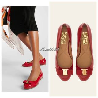 FERRAGAMO(靴/シューズ ・ レッド/赤色系)のフリマアイテム一覧 FERRAGAMO(靴/シューズ ・ レッド/赤色系)のフリマアイテム一覧