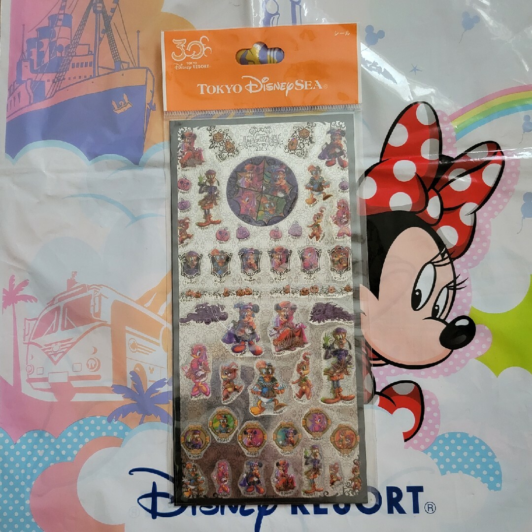 Disney(ディズニー)のディズニーシー⭐シール⭐リゾート⭐３０周年⭐ミッキー⭐ミニー⭐ エンタメ/ホビーのおもちゃ/ぬいぐるみ(キャラクターグッズ)の商品写真
