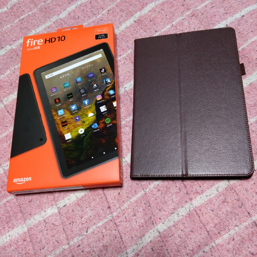 Amazon(アマゾン)のfire HD 10 第11世代 タブレット 32GB新品付属と手帳カーバ付 スマホ/家電/カメラのPC/タブレット(PC周辺機器)の商品写真