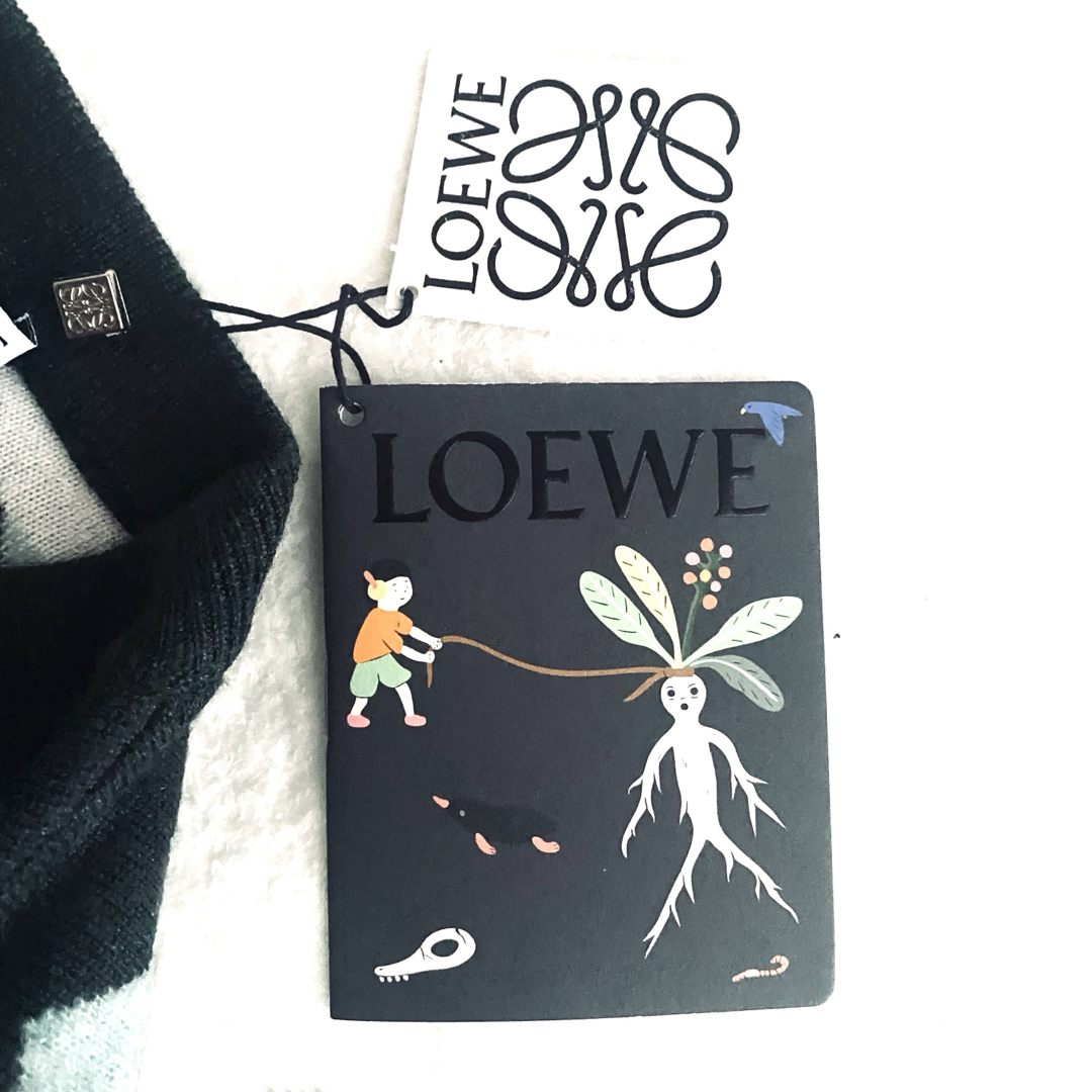 LOEWE - 新品未使用 タグ付 ロエベ スナフジタ セーター パンダ LOEWE - 新品未使用 タグ付 ロエベ スナフジタ セーター パンダ