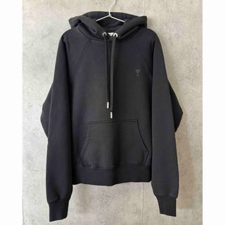 ami - 新品 AMI Paris アミ ロゴ タートルネック ニット ami - 新品 AMI Paris アミ ロゴ タートルネック ニット