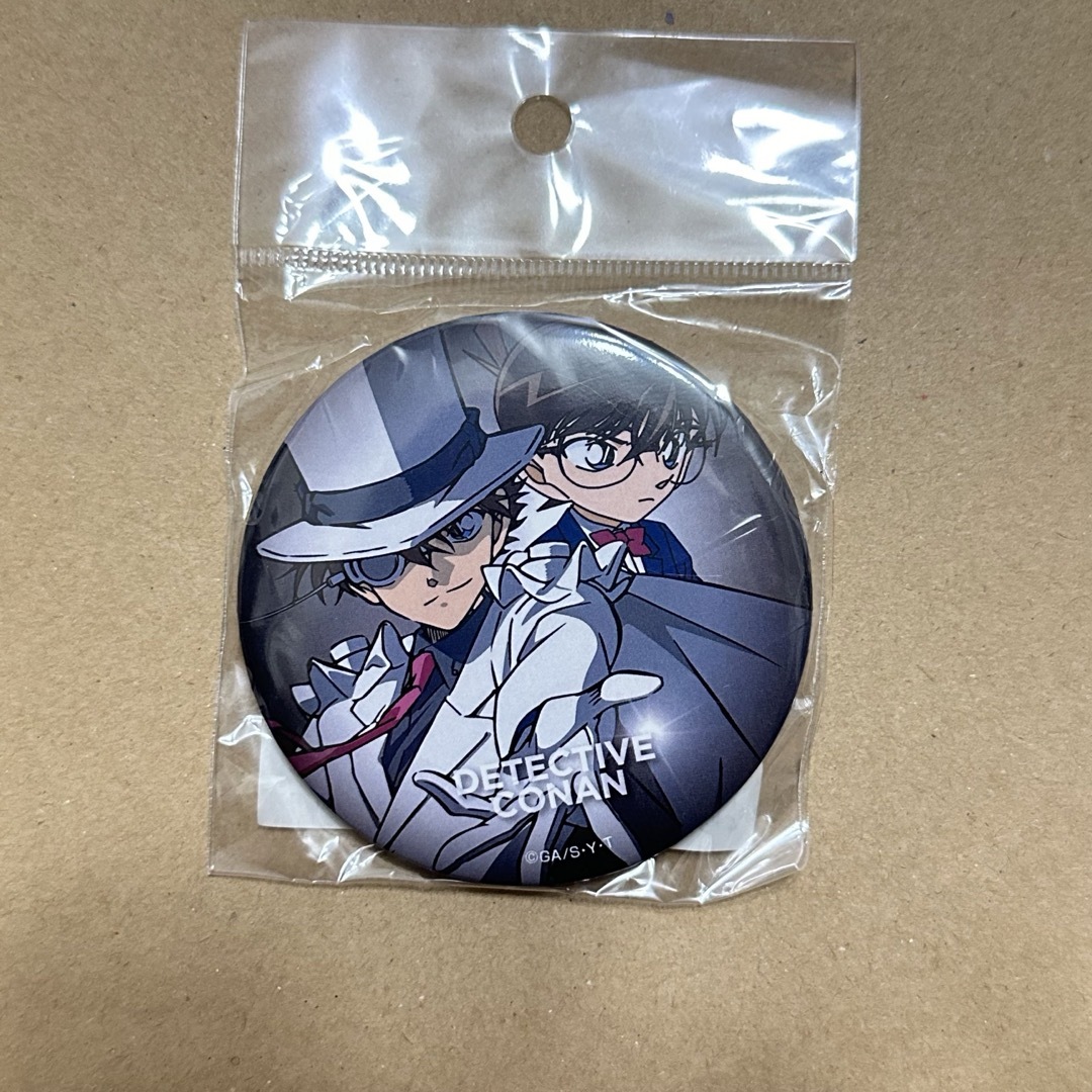怪盗キッド 缶バッジ コナンプラザ 紺青の拳 ブラック ホログラム レア ブラック缶バッジ 怪盗キッド 江戸川コナン 紺青の拳 コナンプラザ