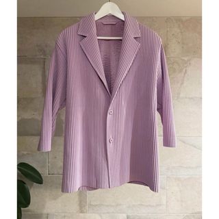 ISSEY MIYAKE(テーラードジャケット)のフリマアイテム一覧 ISSEY MIYAKE(テーラードジャケット)のフリマアイテム一覧
