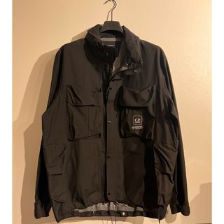 C.P. Company - 新品 タグ付き 希少モデル c.p.company 変形 緑 C.P. Company - 新品 タグ付き 希少モデル c.p.company 変形 緑